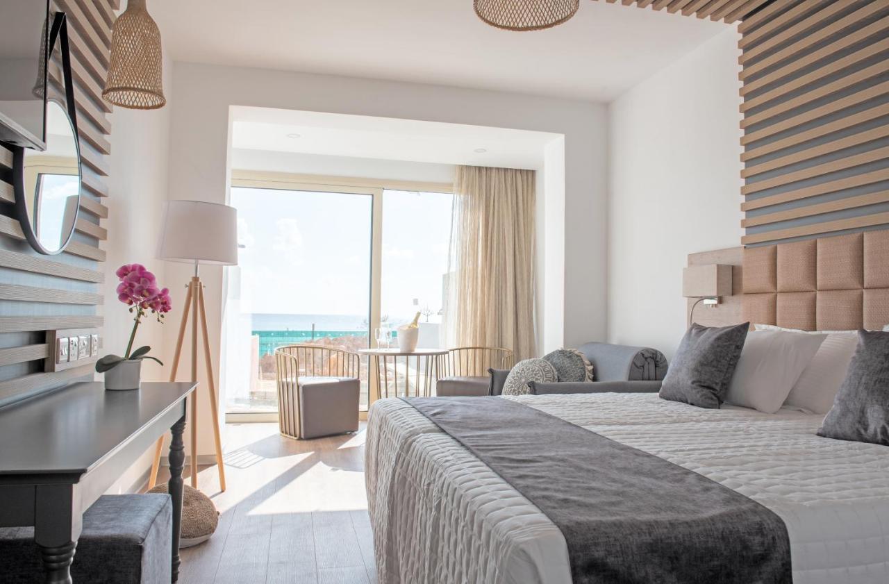 Piere Anne Beach Hotel Agia Napa Buitenkant foto