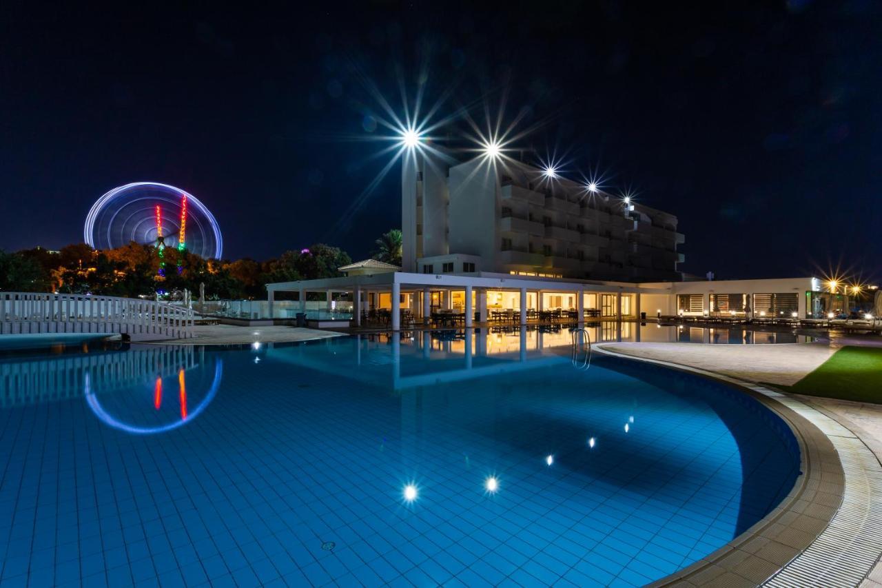 Piere Anne Beach Hotel Agia Napa Buitenkant foto