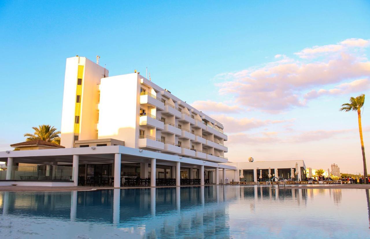 Piere Anne Beach Hotel Agia Napa Buitenkant foto
