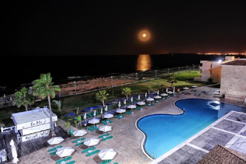 Piere Anne Beach Hotel Agia Napa Buitenkant foto